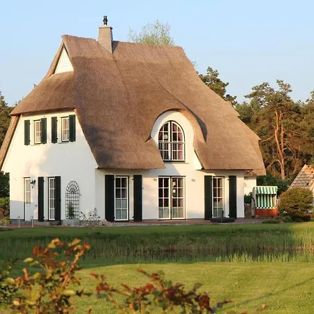 Teichperle, Wunderschoenes Mit Viel Ambiente Дом отдыха Fuhlendorf (Mecklenburg-Vorpommern)
